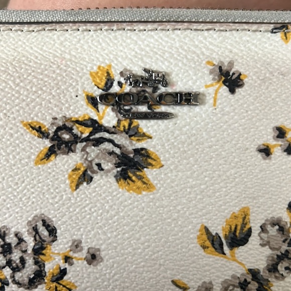 Coach wallet - Picture 2 of 4